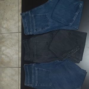 3- Old Navy mens jeans Regular standard 32x32, used great condition